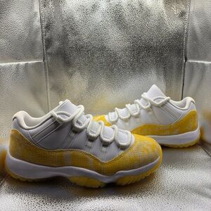 Wmns Air Jordan 11 yellow snakeskin